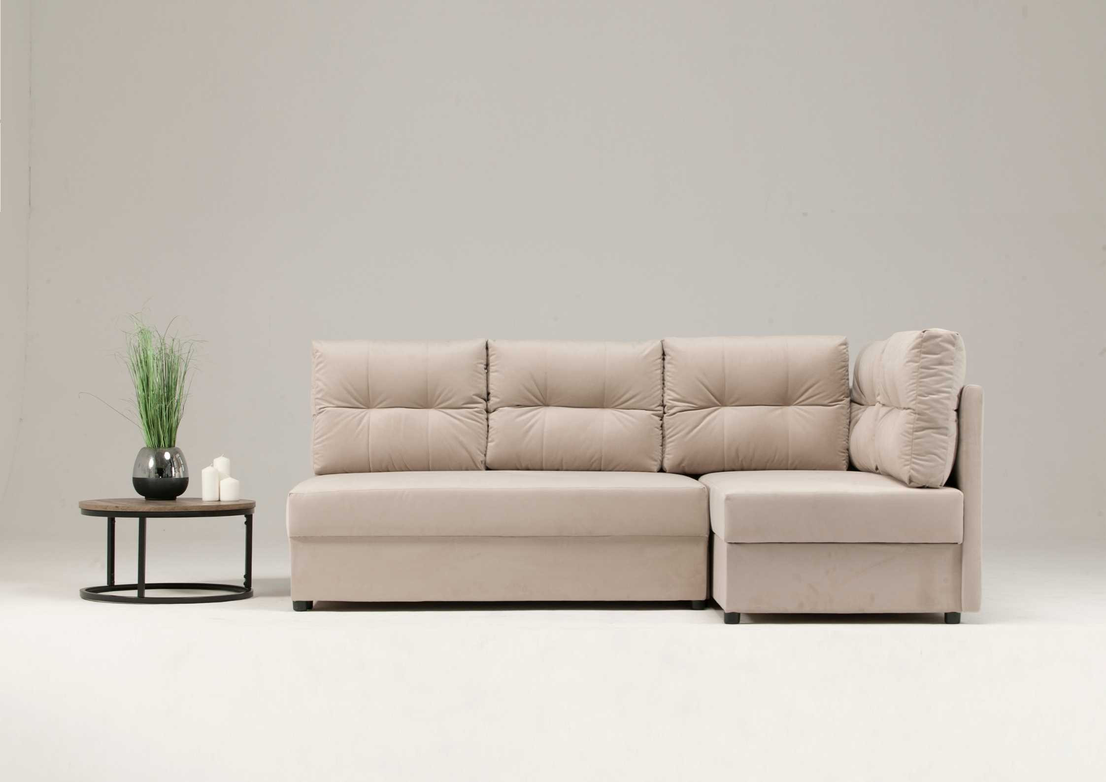 Prawy narożnik rozkładany z pikowanymi poduszkami MALA